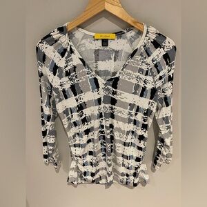 St. John Black & White Patterned V-Neck blouse size medium